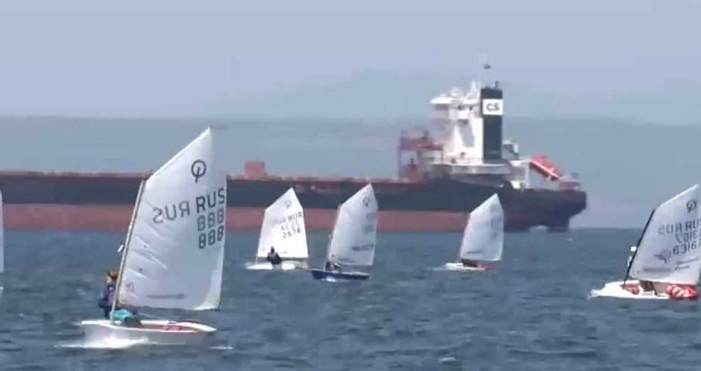 Во Владивостоке прошли первые соревнования по парусному спорту «Наши надежды»