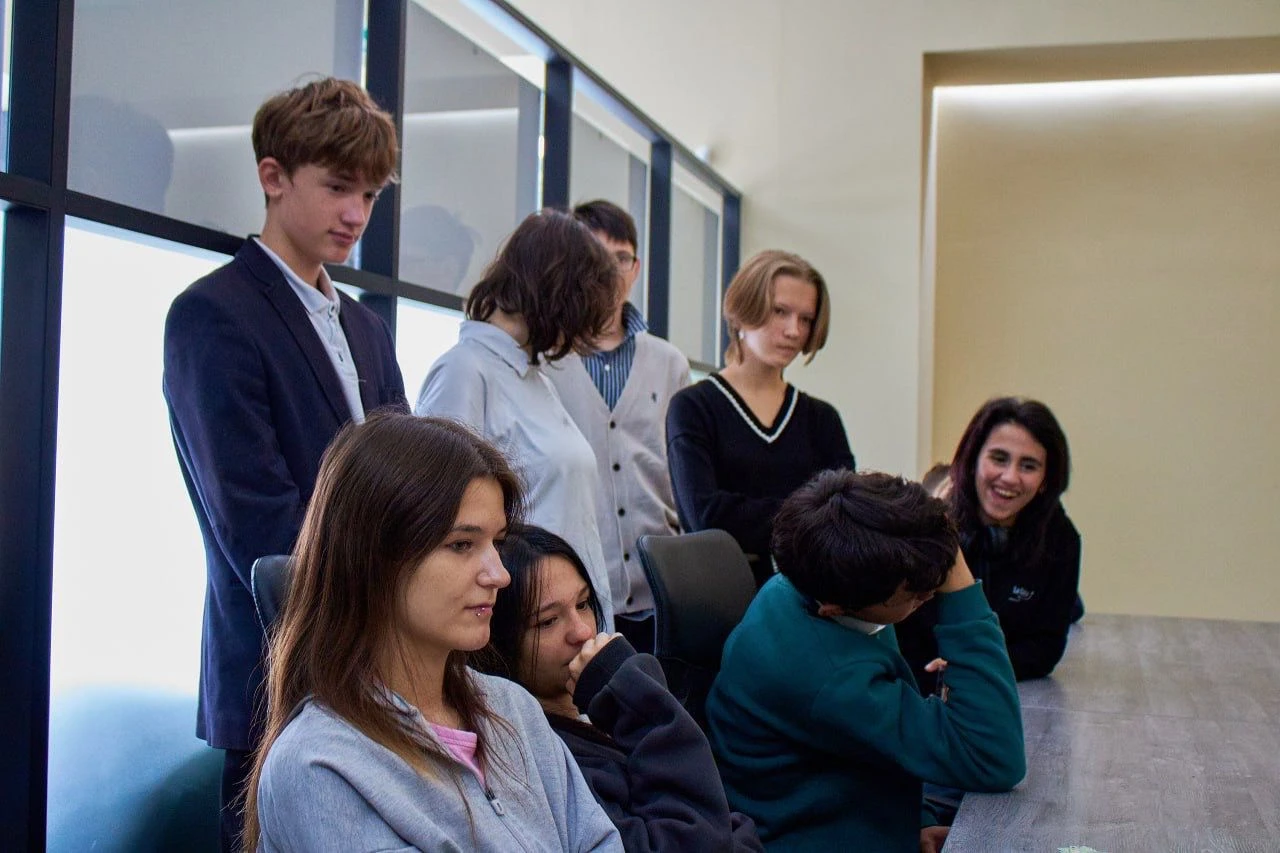 Школьников Владивостока познакомили с перспективами работы в туризме