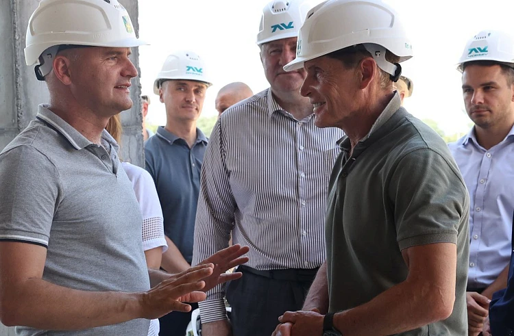 В Приморье готовятся к открытию крупнейшего горнолыжного курорта «Арсеньев»