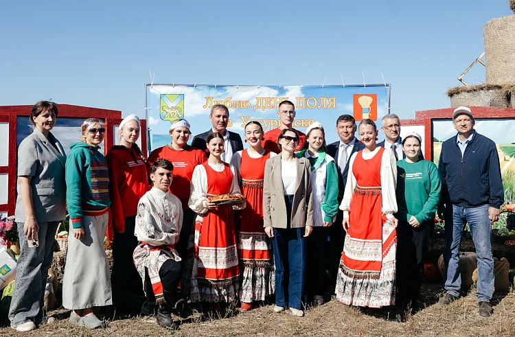 Аграрный форум Приморья «День поля» открылся в Уссурийске с участием 300 сельхозпроизводителей.