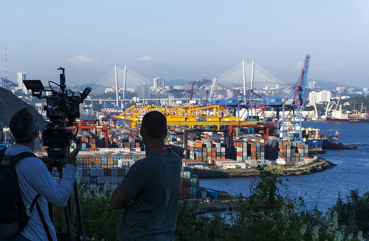 Новость уже была от Минутризма! За съёмки фильмов в Приморье кинокомпаниям в этом году выплатят почти 27 миллионов рублей