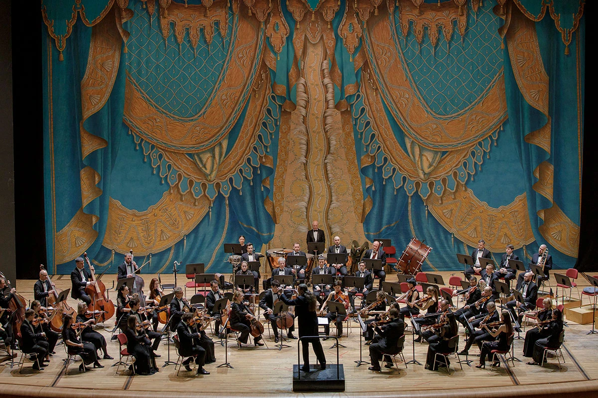 Завершение года Чайковского на Приморской сцене Мариинского театра – премьера цикла «Времена года»