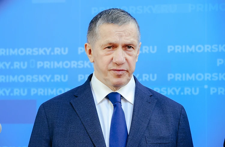 Вице-премьер Юрий Трутнев: Для полноценного воспитания патриотизма нужно охватывать сотни тысяч ребят