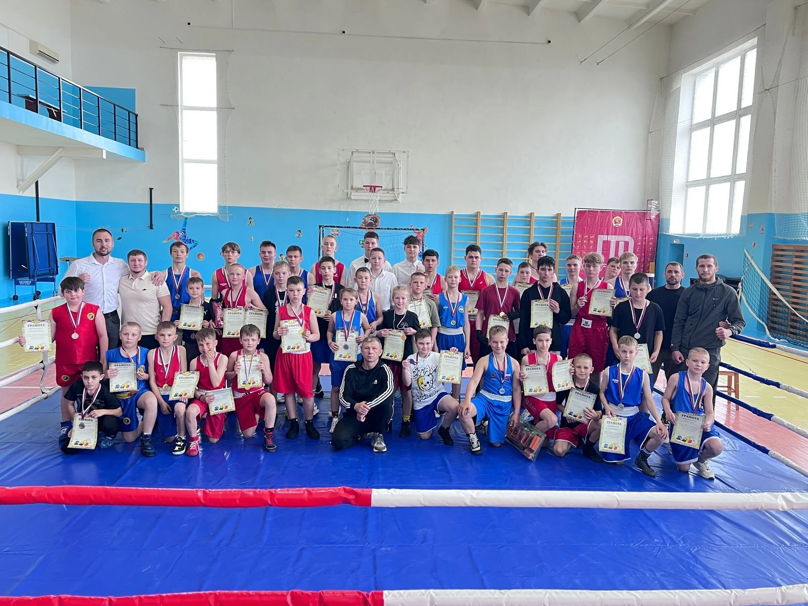 Спортивные соревнования по боксу состоялись в Пластуне