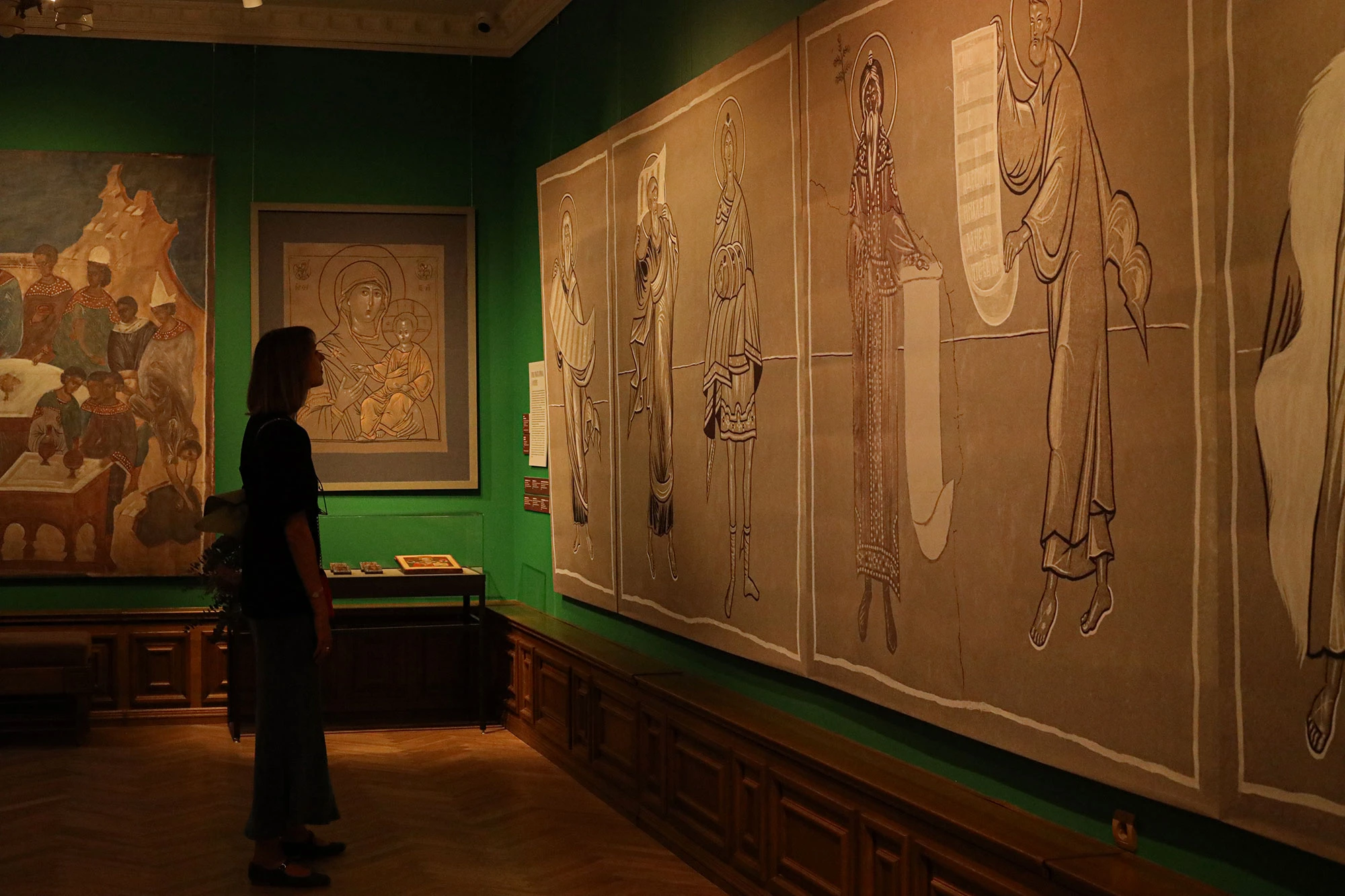 Спасти и сохранить: уникальные древнерусские фрески можно увидеть до 3 августа во Владивостоке