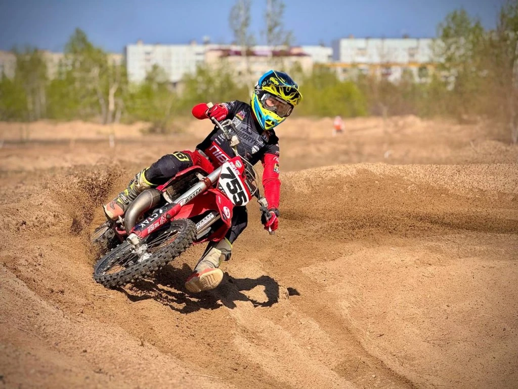 Приморские мотокроссмены доминировали на чемпионате и первенстве Дальнего Востока