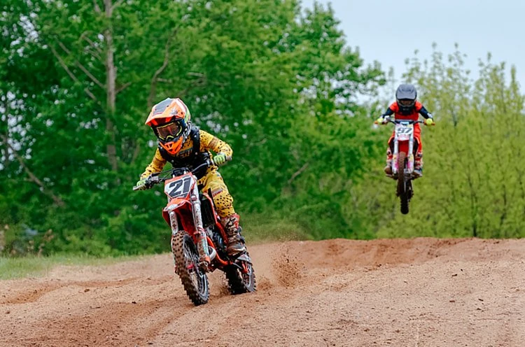 Третий этап чемпионата и первенства Приморья по мотокроссу принял Дальнегорск