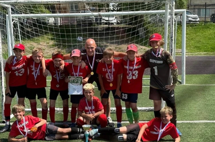 Юные футболисты Приморья разыграли медали «Кожаного мяча»