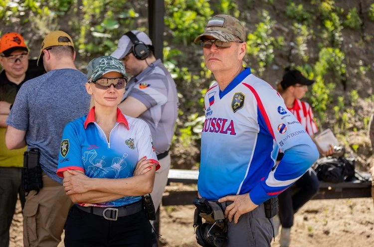 Семейный тандем из Приморья покорил чемпионат России по практической стрельбе