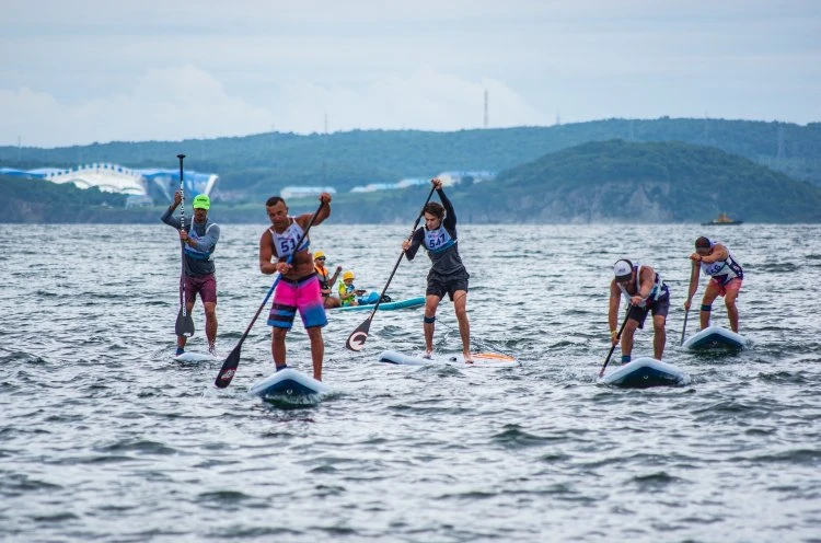 Лето, море и спорт – «SUP-fest» объединил тысячи участников в приморской столице