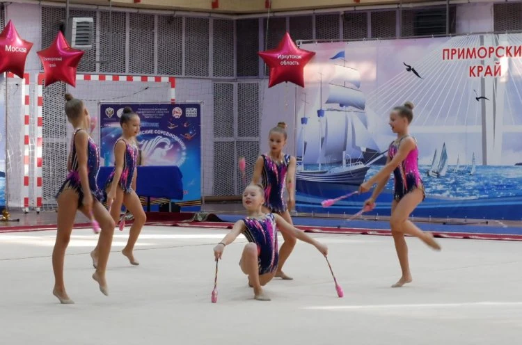Праздник пластики и грации: в приморской столице завершились соревнования по художественной гимнастике