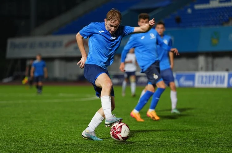 Приморская команда поборется за медали чемпионата России по футболу