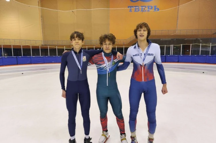 Приморский шорт-трекист Семён Карпов выиграл «золото» и «серебро» на Кубке Виктора Ана