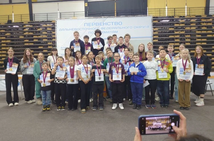 Приморцы завоевали 37 медалей на первенстве Дальнего Востока по шахматам