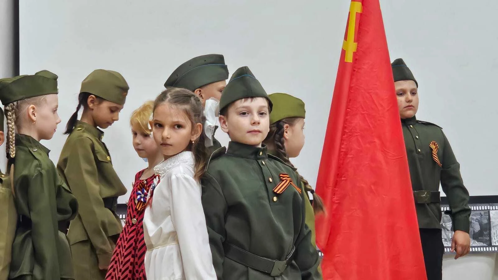 "Вальс Победы" в Яковлевской школе: память, звучащая в сердцах