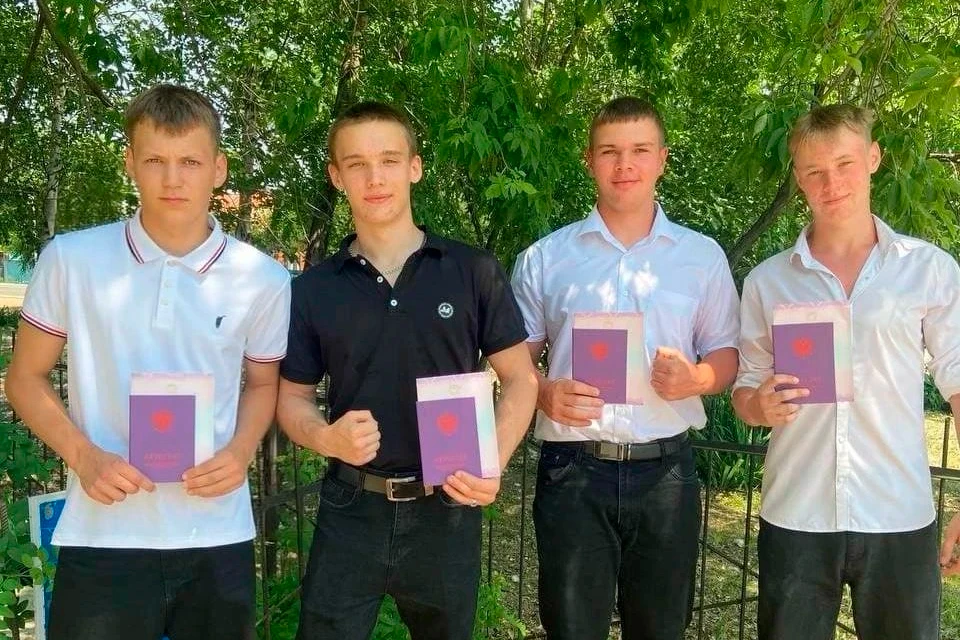 Ханкайские девятиклассники получили аттестаты