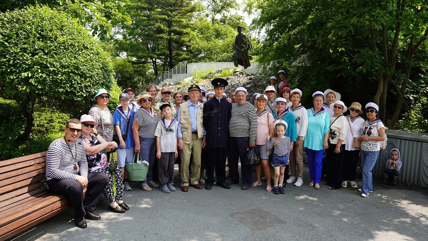 В Находке прошла иммерсивная экскурсия «Капитанские истории: Рассвет над Находкой»