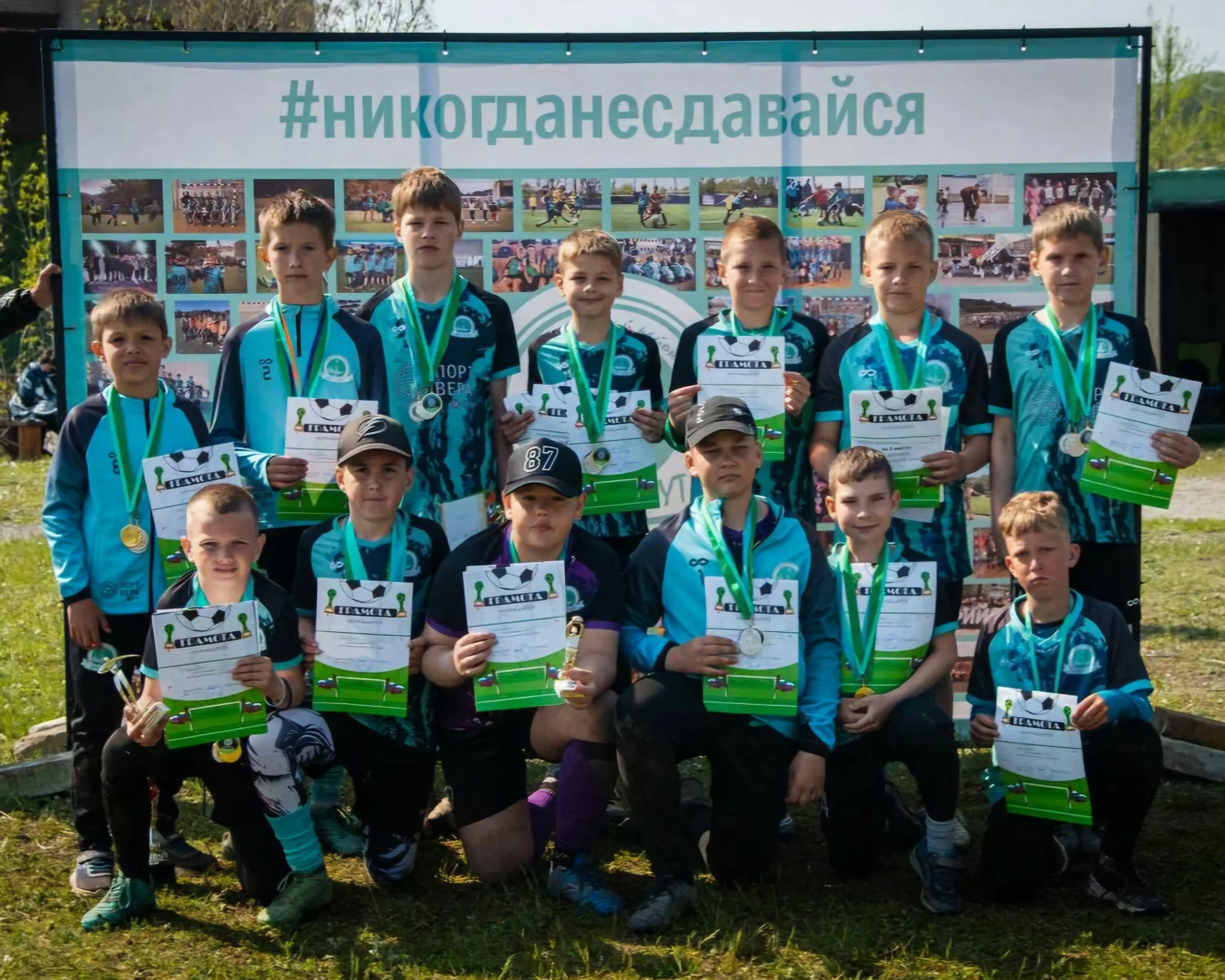 Футбольный фестиваль «Порт Вера» прошел на стадионе посёлка Подъяпольское