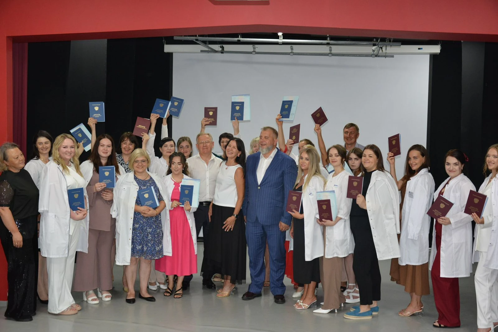 Первый выпуск медсестер состоялся в дальнегорском филиале медколледжа