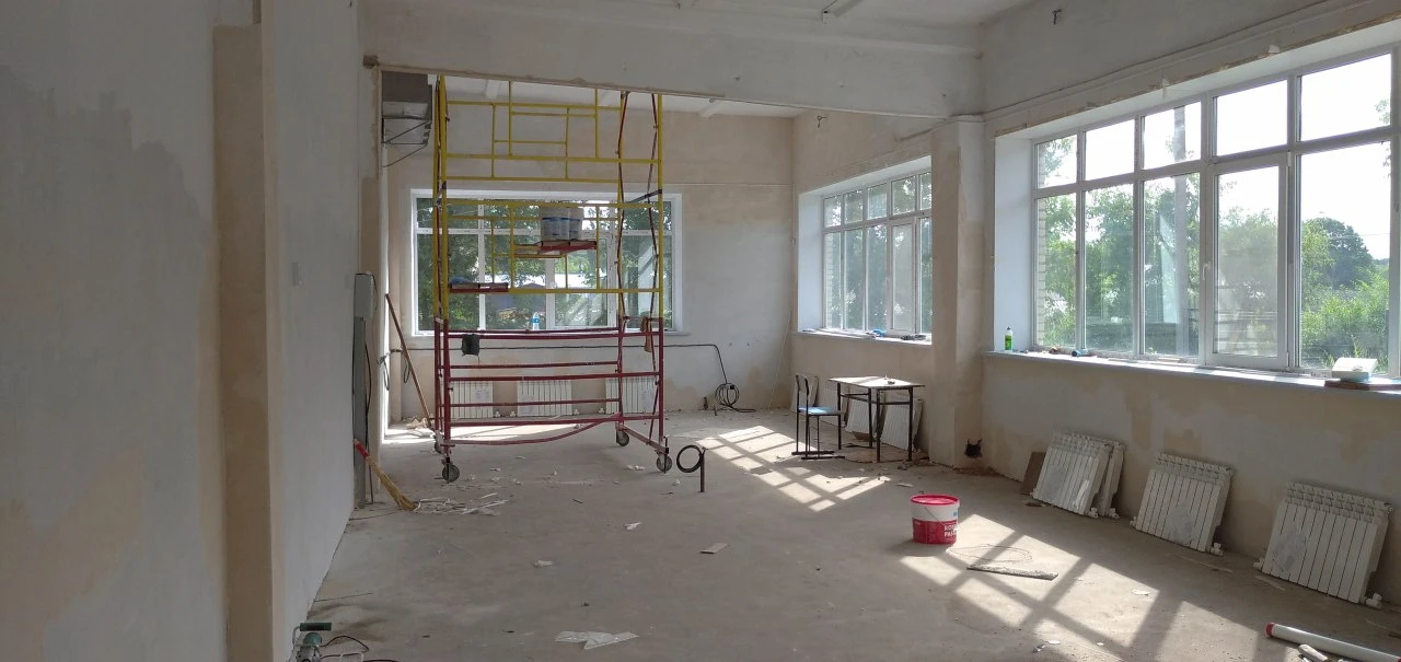 В Приморском многопрофильном колледже ремонтируют мастерские