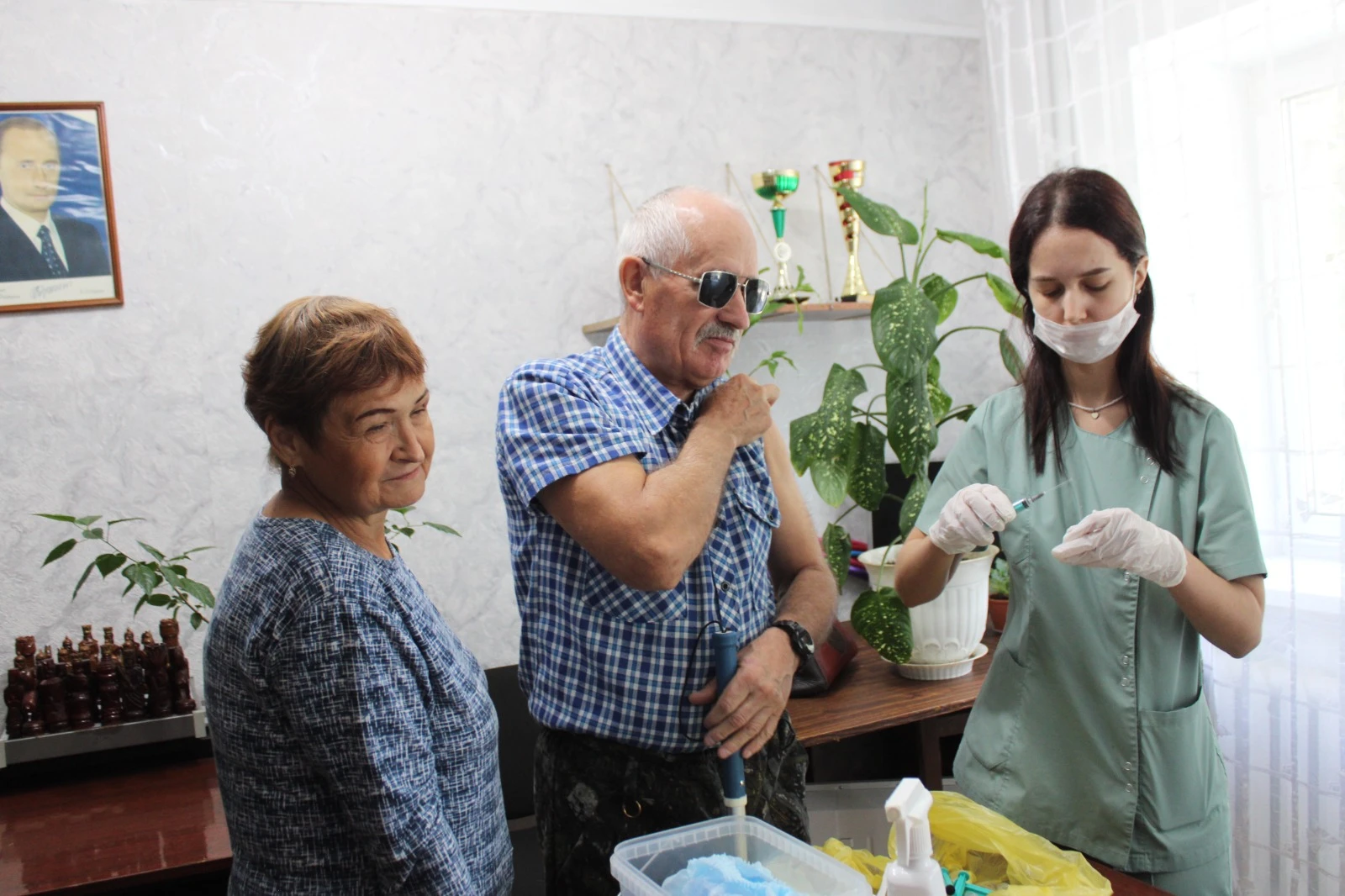 В Партизанске продолжается прививочная кампания от гриппа