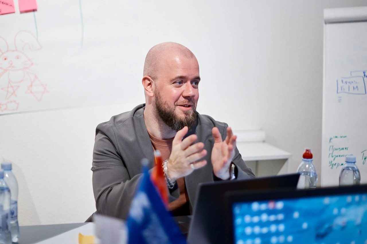 Выпускник школы №256 Фокино Дмитрий Алексеев стал участником престижной программы «Муравьёв-Амурский»