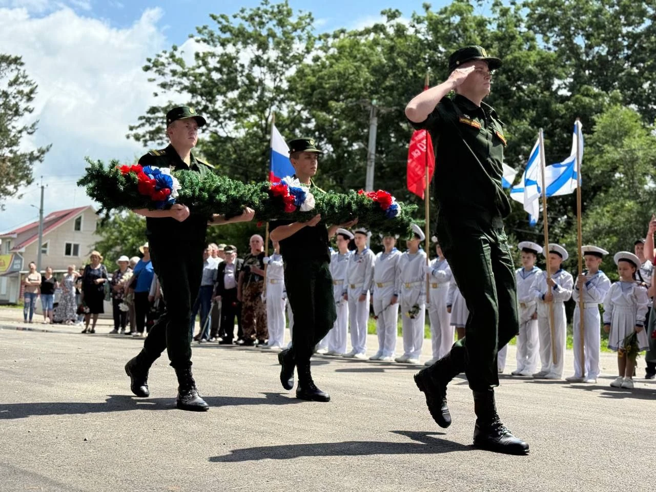 В День памяти и скорби в Лесозаводске прошли торжественные митинги
