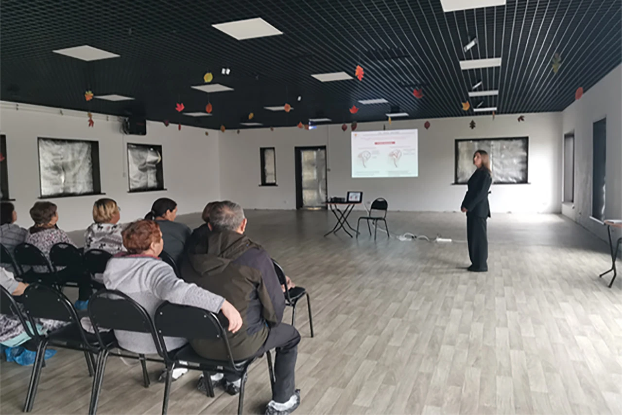 Во Врангеле для пенсионеров прочли лекцию по первой помощи при инсульте