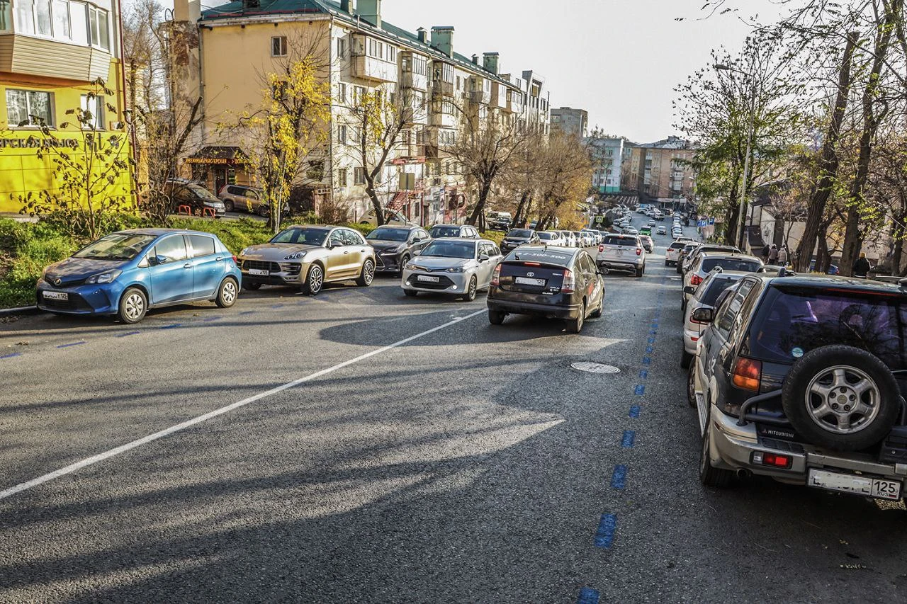 Почти 4 тысячи льготных парковочных разрешений выданы во Владивостоке