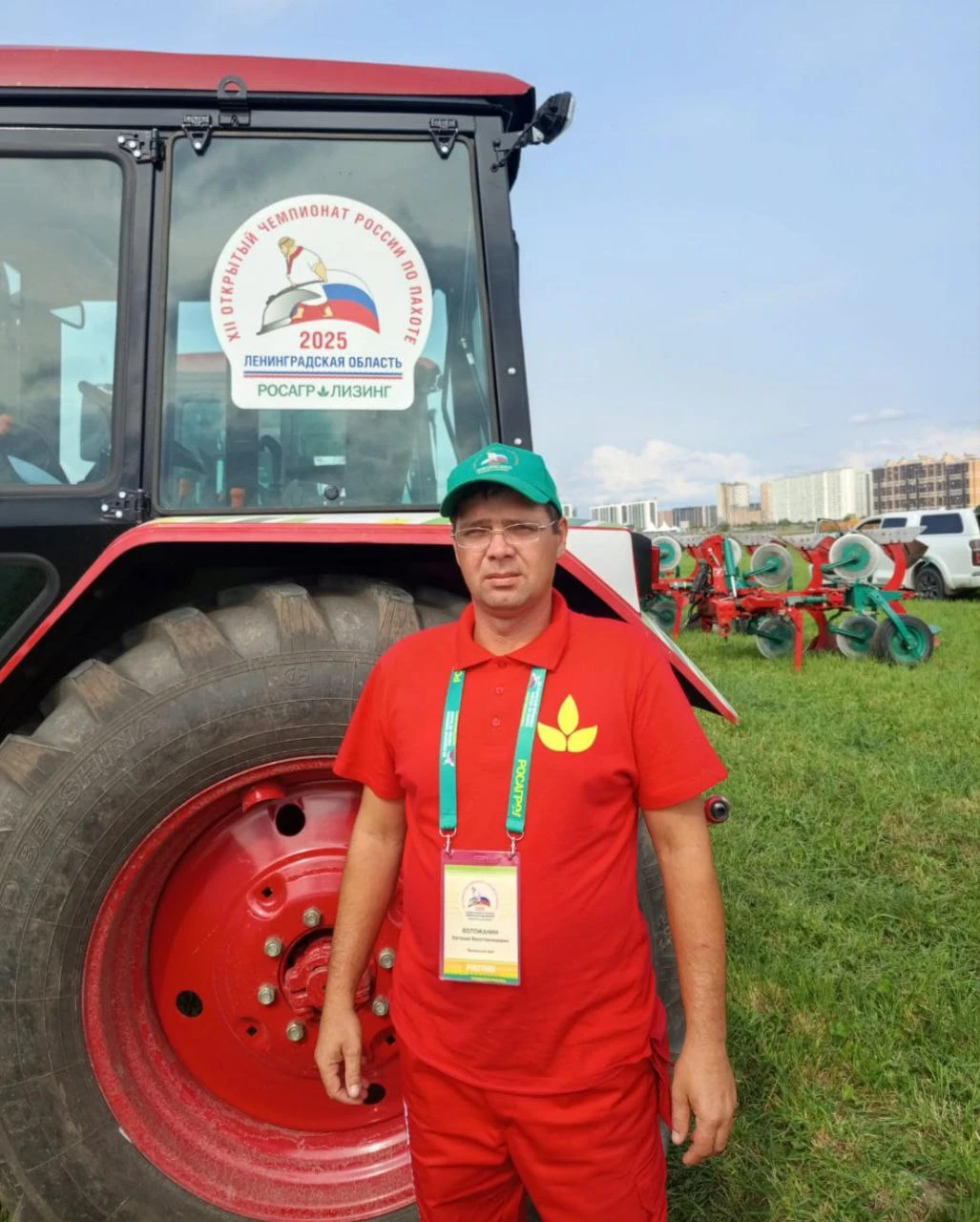 Один из лучших трактористов страны живет в Партизанском муниципальном округе