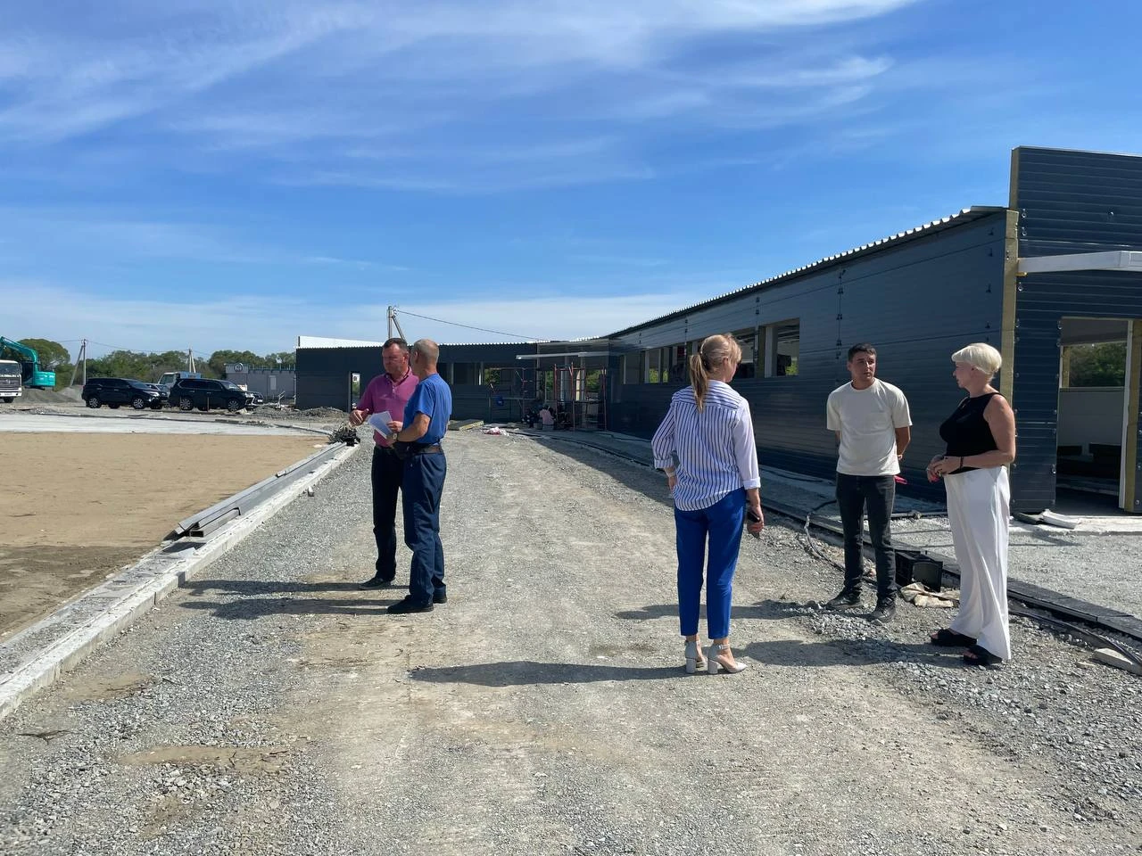 Общественные наблюдатели контролируют строительство стадиона в Партизанском муниципальном округе